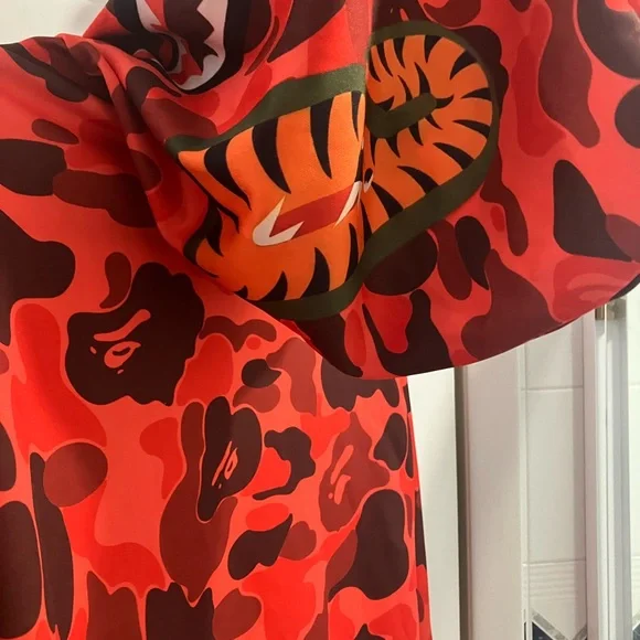 BAPE designer brand Camo Red Shark Full Zip Hoodie lightweight jacket Size XXL - Picture 5 of 15
